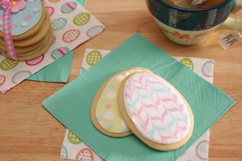 easter egg sugar cookies with royal icing