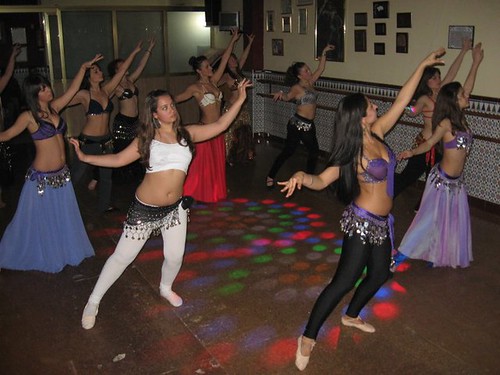 Image result for El ejercicio de la danza árabe