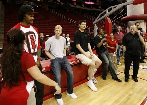 March 24th, 2011 - Yao Ming and his teammates make an appearance at Toyota Center to thank Houston Rocket season ticket holders for their patronage