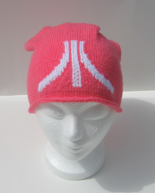 Knitted Atari Beanie ... Or If You're Canadian, It's a Toque!