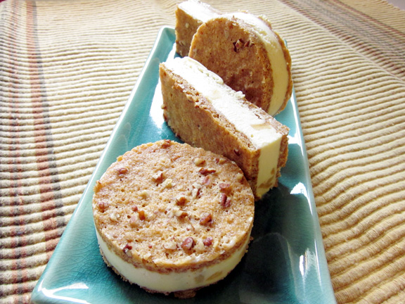 Daring Bakers, April: maple mousse in an edible container