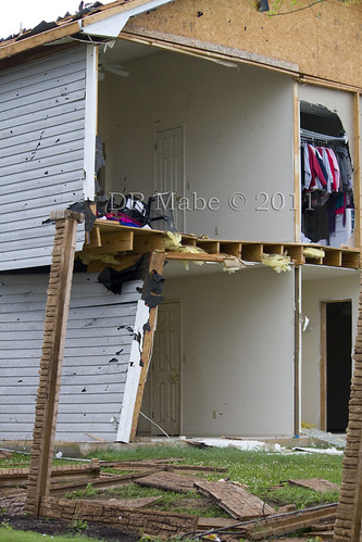 pictures of alabama tornado damage 2011. Tuscaloosa Alabama tornado