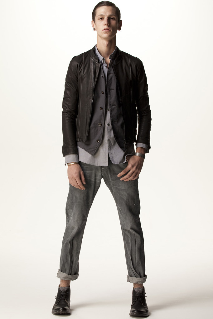 FACTOTUM HOMME 2011 SS 001_Tommy Cox