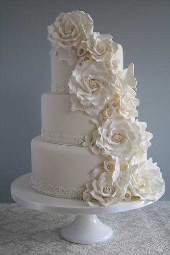 Cascade of roses wedding cake by Cotton and Crumbs