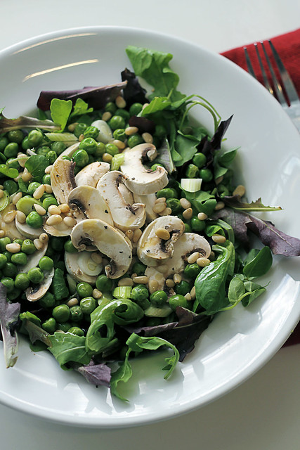 White Mushrooms, Peas and Mixed Leaves