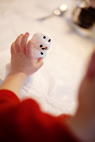 How to build a {soap} snowman