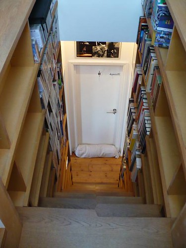 Stairs bookshelves - www.renttoown.ph