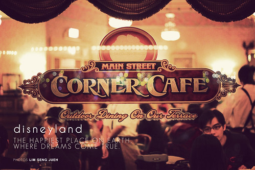 Corner Cafe - HK disneyland