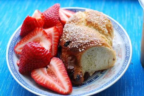 Strawberries & Milk Bread