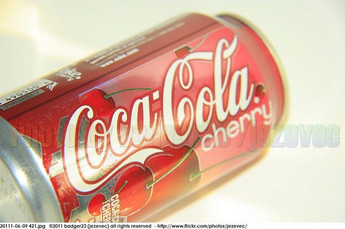 ounce of coke. 20111-06-09 421 macro - Cherry Coca Cola (Coke) 12 ounce soda can