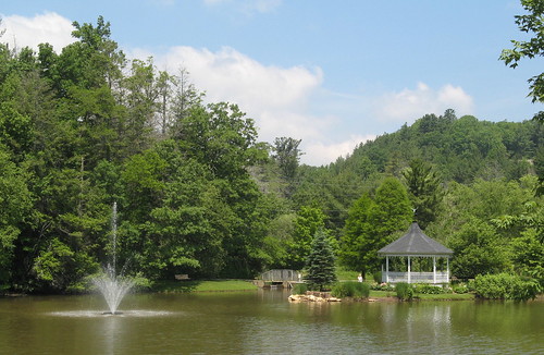 Park and Lake in Blowing Rock NC