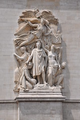 Arc de Triumph angelic statues