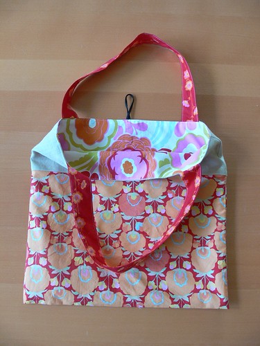 Stumbles  Stitches: Tutorial: Roll-Up Tote Bag