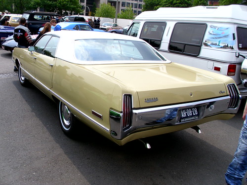 Chrysler Newport Royal 4D 1972 4