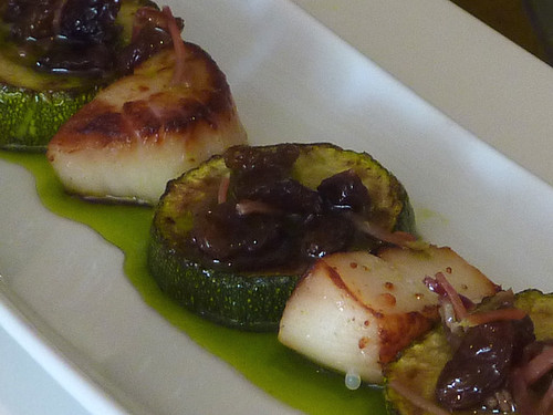 courgette and scallop pinchitos