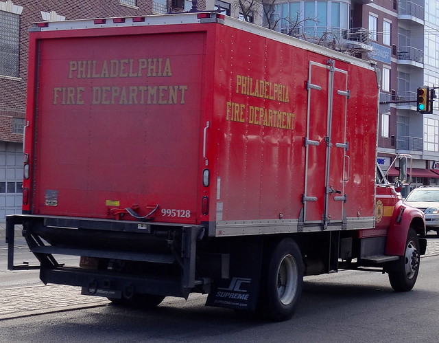 ford philadelphia fire firetruck philly pfd firecompany fseries fireapparatus phillyfire philadelphiafire phiadelphiafire firetruckpfd philadelphiafirefiretruck