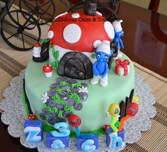 Smurf Birthday Cake on Cake  Yummilicious Cakes And Desserts  Tags  Birthday Cake Smurfs