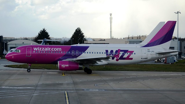 Wizz Air Airbus A320-232 HA-LPS Profile