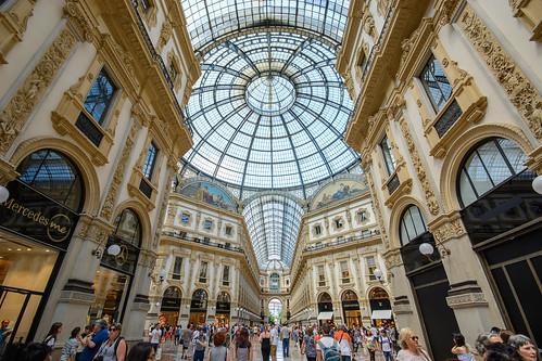 Galleria Vittorio Emanuele II ©  kuhnmi