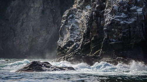 Cliffs in Avachinsky Bay ©  kuhnmi