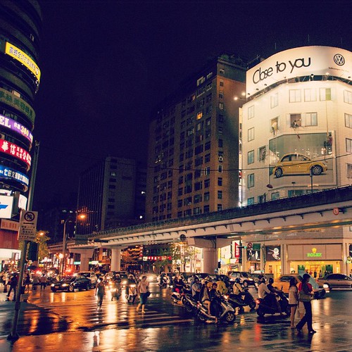     ... 2010  ...    #Travel #Taipei #Taiwan #2010 #Memories #Town #Night #Rainy  #Street #Peoples ©  Jude Lee