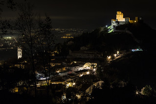 Assisi by night (04878)