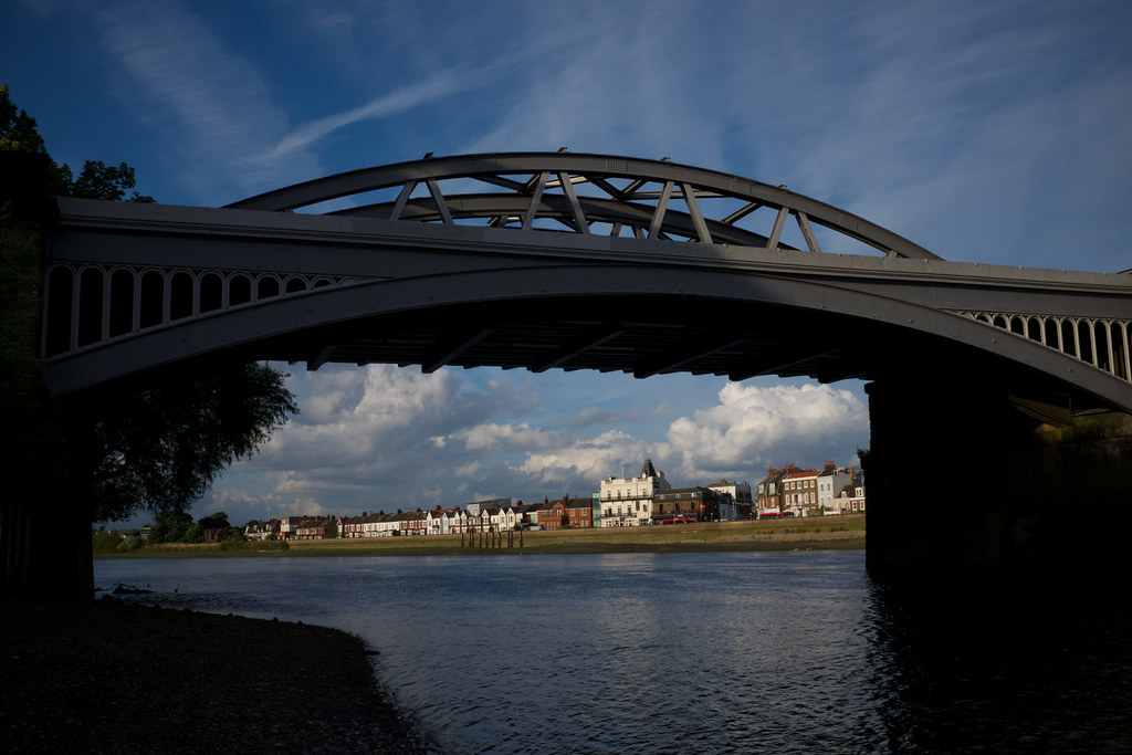 : Barnes Railway Bridge & The Terrace