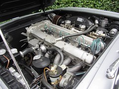 Aston Martin DBS 6 (1969).