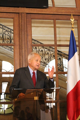 Inauguration d’une plaque commémorative en l’honneur du journal clandestin Défense de la France