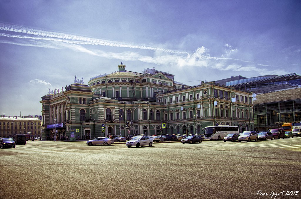 : Mariinsky Theater. Saint-Petersburg.  . -.
