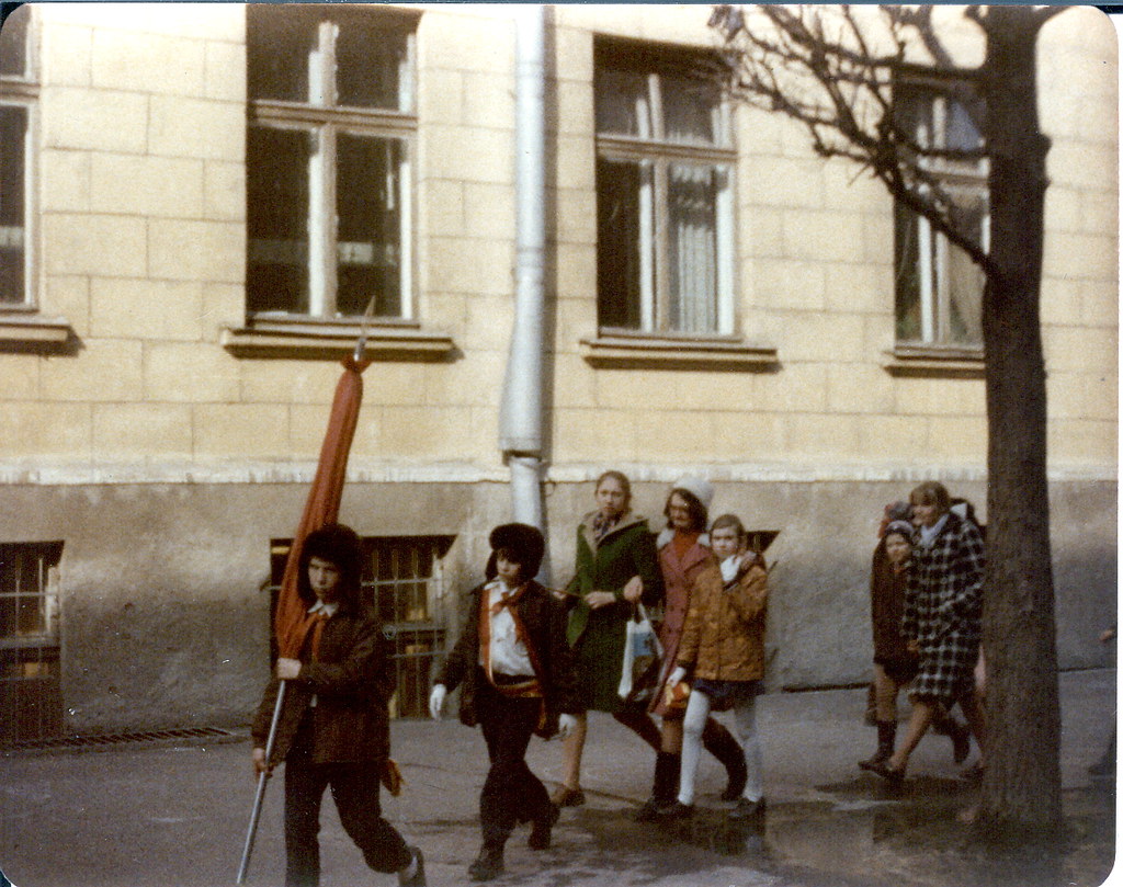 : First day of (Soviet) school 1976