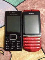 red black mobile nokia phone ericsson sony cell asha elm handphone