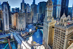 Chicago River dyed blue for Cubs World Series championship parade (aerial view)