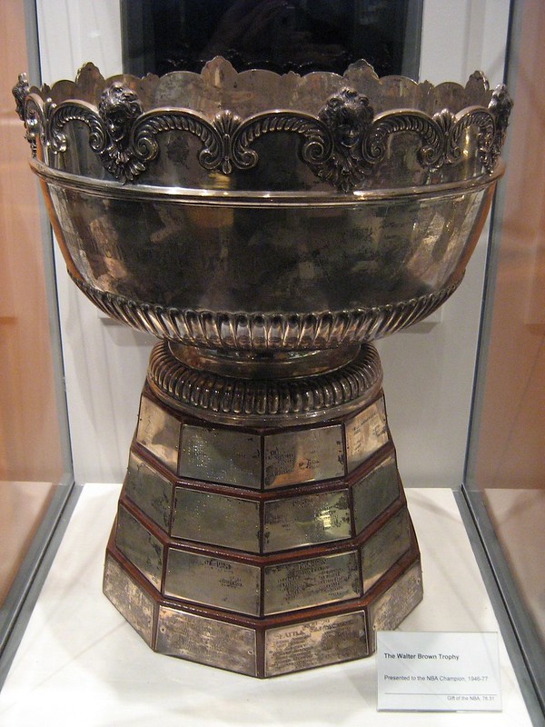 Walter_A_Brown_Trophy