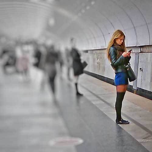 waiting for train ©  sergej xarkonnen