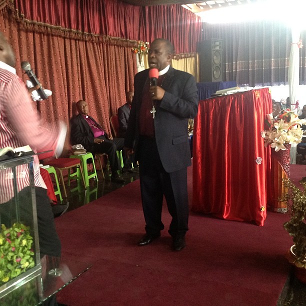 Le Bishop Nnaji a donne un tres Bon enseignement sur l apostasie