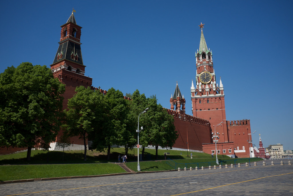 фото: Kremlin clock tower / Часовниковата кула на Кремъл