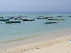 Notre plage à Nusa Lembongan <a style="margin-left:10px; font-size:0.8em;" href="http://www.flickr.com/photos/83080376@N03/15438412577/" target="_blank">@flickr</a>