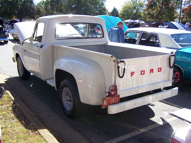 white ford f100 1966
