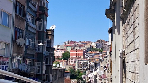 Istanbul streets ©  S Nazari