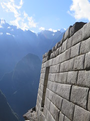 Machu Picchu <a style="margin-left:10px; font-size:0.8em;" href="http://www.flickr.com/photos/83080376@N03/21590350802/" target="_blank">@flickr</a>
