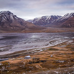 Adventdalen, Svalbard <a style="margin-left:10px; font-size:0.8em;" href="http://www.flickr.com/photos/148015128@N06/31032099606/" target="_blank">@flickr</a>