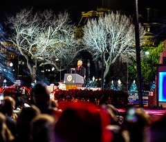2016.12.01 Christmas Tree Lighting Ceremony, White House, Washington, DC USA 09320-2