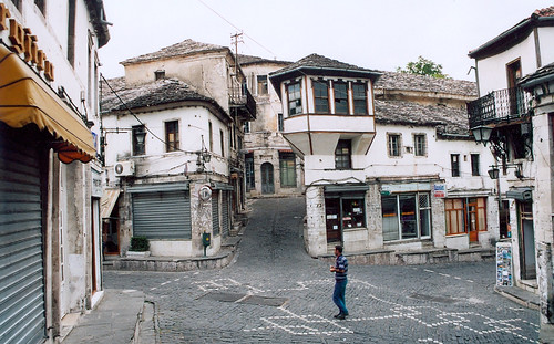 Albánie – Hornatá cesta do Gjirokastry