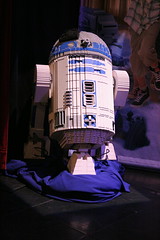 R2-D2 Statue