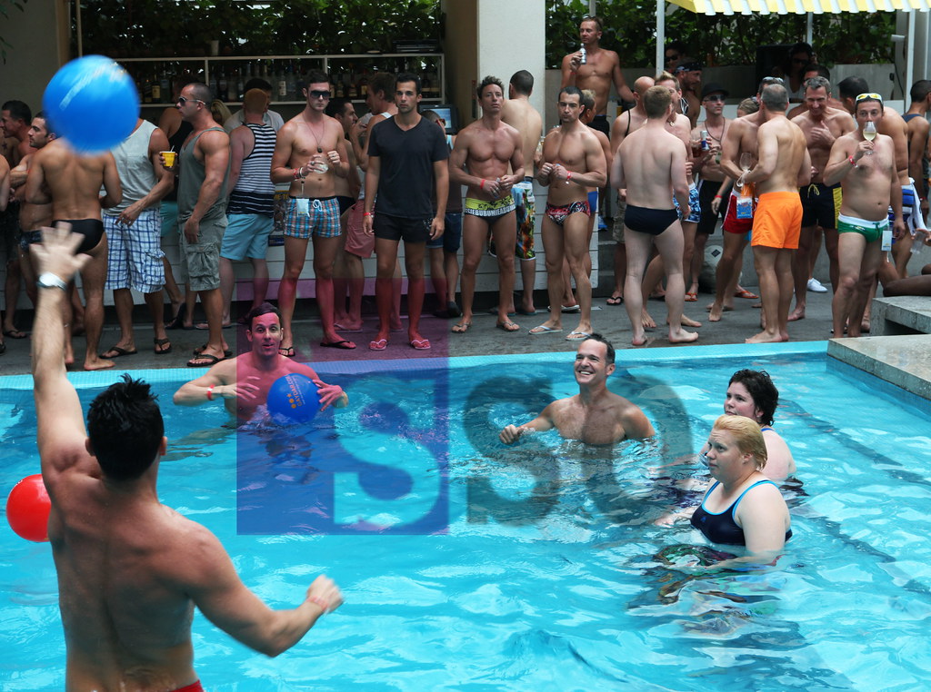 ann-marie calilhanna- mardigras season- pool party @ ivy hotel_084