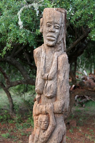 Sculpture in the Leshiba art camp