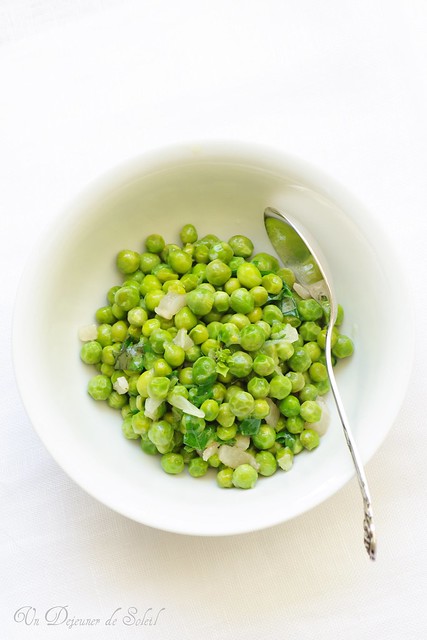 Peas, bacon and mint salad