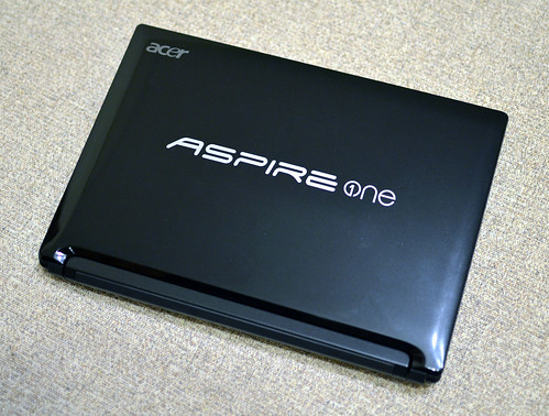 Acer AO522 AMD netbook top