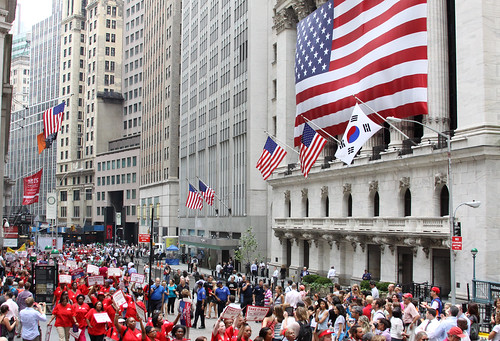 Nurses take on Wall Street